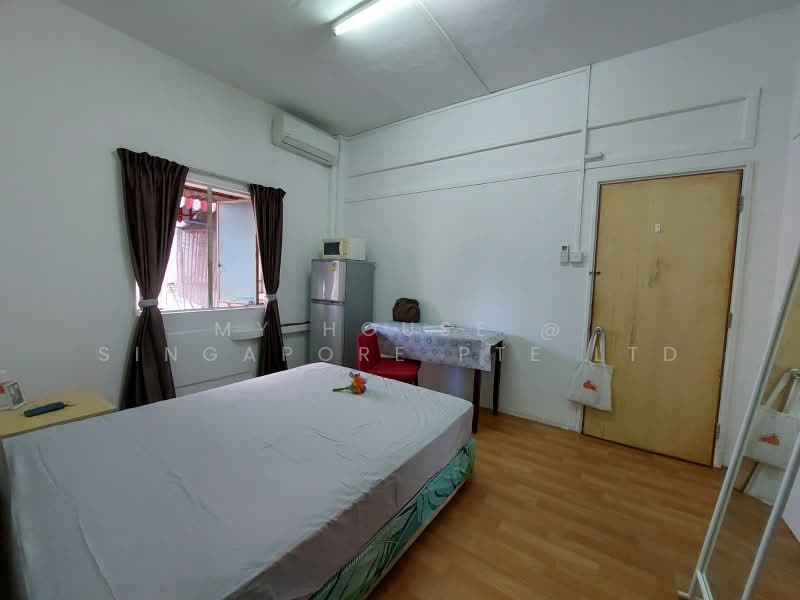 hoe chiang, , Room Rental, 158 sqft, Shophouse For Rent, by Xiao Dong, 500195642 - Bedroom - PropertyGuru.com.sg