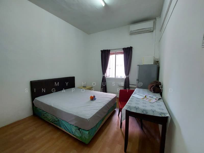 hoe chiang, , Room Rental, 158 sqft, Shophouse For Rent, by Xiao Dong, 500195642 - Bedroom - PropertyGuru.com.sg