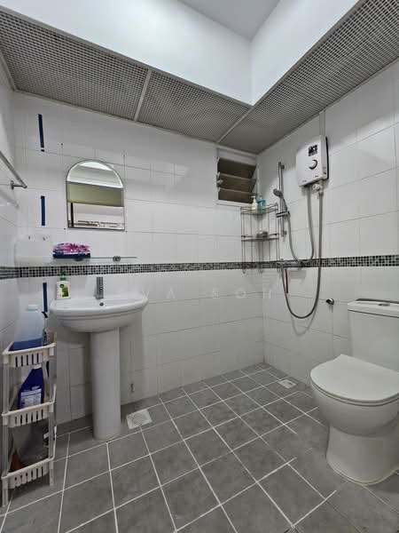 316C Yishun Greenwalk, 316C Yishun Avenue 9, Room Rental, 115 sqft, HDB Flat For Rent, by Ava Soh, 500195650 - Bathroom - PropertyGuru.com.sg
