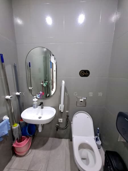 Dorsett Residences, Chinatown / Tanjong Pagar, 2,723 sqft, Other Retail For Rent, by Xue Ling 雪玲, 500195654 - Bathroom - CommercialGuru.com.sg