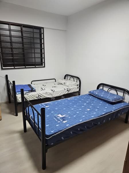 560 Ang Mo Kio Avenue 10, 560 Ang Mo Kio Avenue 10, Room Rental, 300 sqft, HDB Flat For Rent, by Jessie Tan 陈杰识, 500195663 - Bedroom - PropertyGuru.com.sg