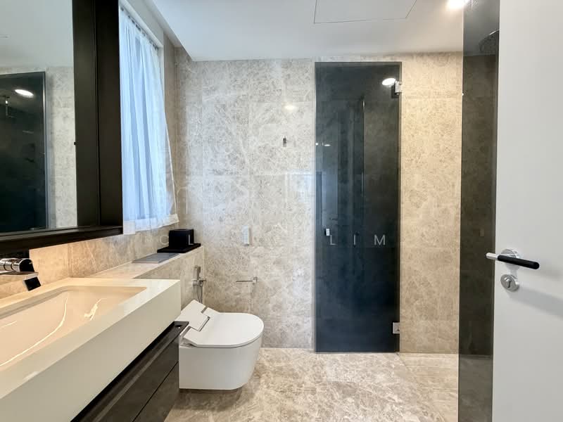 Riviere, 3 Jiak Kim Street, 3 Bedrooms, 1,216 sqft, Condominium For Sale, by Clarie Lim, 500195668 - Bathroom - PropertyGuru.com.sg