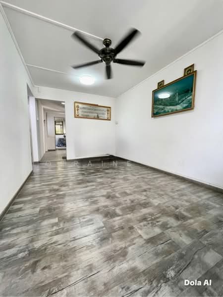 23 Balam Road, 23 Balam Road, 2 Bedrooms, 646 sqft, HDB Flat For Sale, by Lorraine Lum, 500195676 - Living Room - PropertyGuru.com.sg