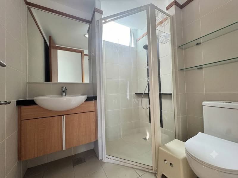 Changi Rise Condo, 10 Simei Rise, 5 Bedrooms, 3,154 sqft, Condominium For Sale, by Allen Wee, 500195677 - Bathroom - PropertyGuru.com.sg