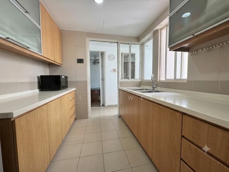 Changi Rise Condo, 10 Simei Rise, 5 Bedrooms, 3,154 sqft, Condominium For Sale, by Allen Wee, 500195677 - Kitchen - PropertyGuru.com.sg