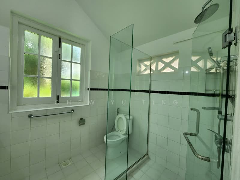 41 Woodleigh Park, , 8 Bedrooms, 6,243 sqft, Bungalow House For Rent, by Chew Yu Ting, 500195679 - Main - bathroom - PropertyGuru.com.sg