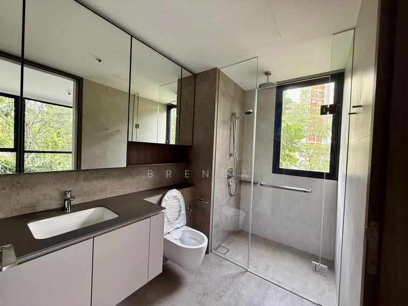 Norwood Grand, 10 Champions Way, Admiralty / Woodlands, 3 Bedrooms, 1,044 sqft, Condominium For Sale, by Brenda Koh, 500195684 - Bathroom - PropertyGuru.com.sg