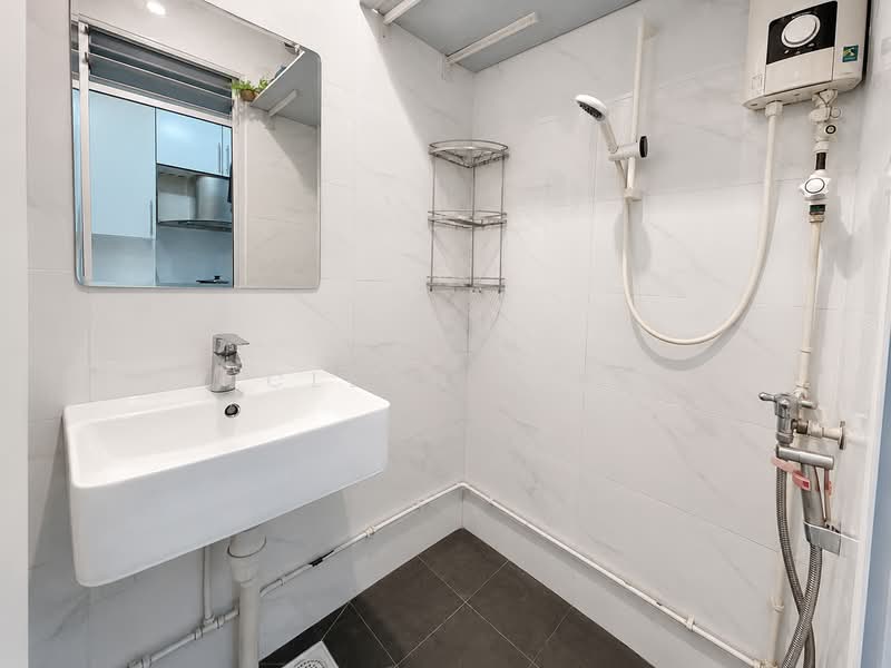 12 Toh Yi Drive, 12 Toh Yi Drive, Room Rental, 140 sqft, HDB Flat For Rent, by Cleon Lim, 500195696 - Bathroom - PropertyGuru.com.sg