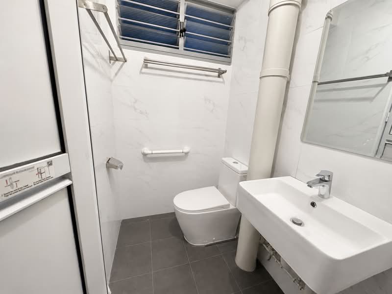 12 Toh Yi Drive, 12 Toh Yi Drive, Room Rental, 140 sqft, HDB Flat For Rent, by Cleon Lim, 500195696 - Bathroom - PropertyGuru.com.sg
