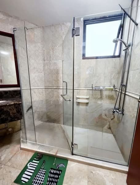 Parc Oasis, 35 Jurong East Avenue 1, 5 Bedrooms, 1,069 sqft, Condominium For Rent, by Jeffrey Lee, 500195698 - Bathroom - PropertyGuru.com.sg