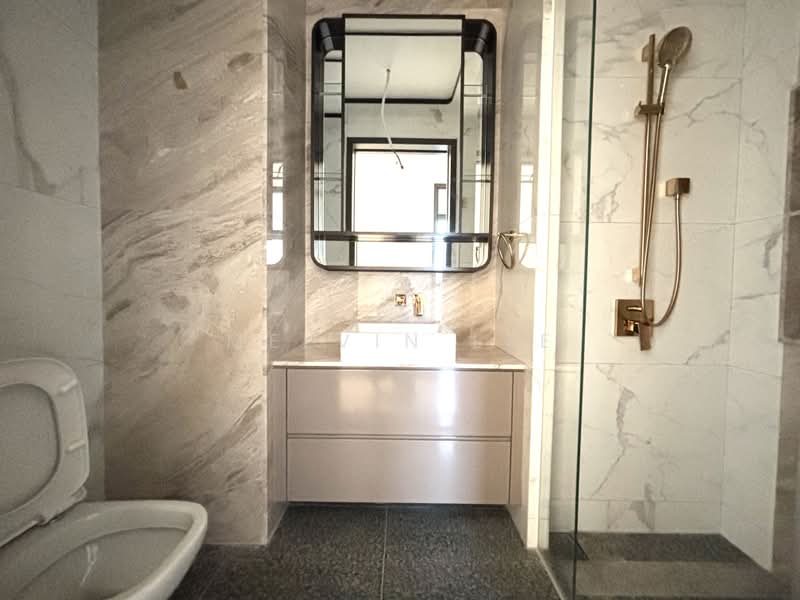 Perfect Ten, 323 Bukit Timah Road, 3 Bedrooms, 1,281 sqft, Condominium For Rent, by Melvin Lee, 500195701 - Bathroom - PropertyGuru.com.sg