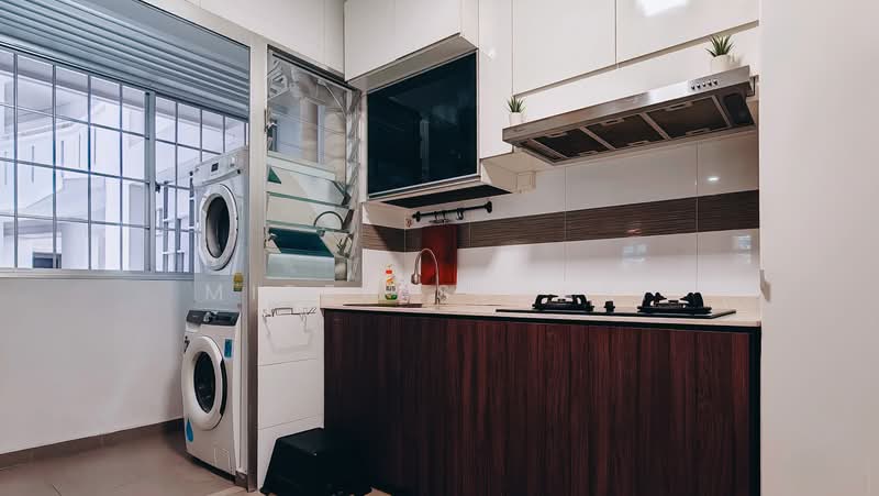 166A Yung Kuang Court, 166A Yung Kuang Road, 3 Bedrooms, 1,001 sqft, HDB Flat For Sale, by Mirza Subari, 500195725 - Kitchen - PropertyGuru.com.sg