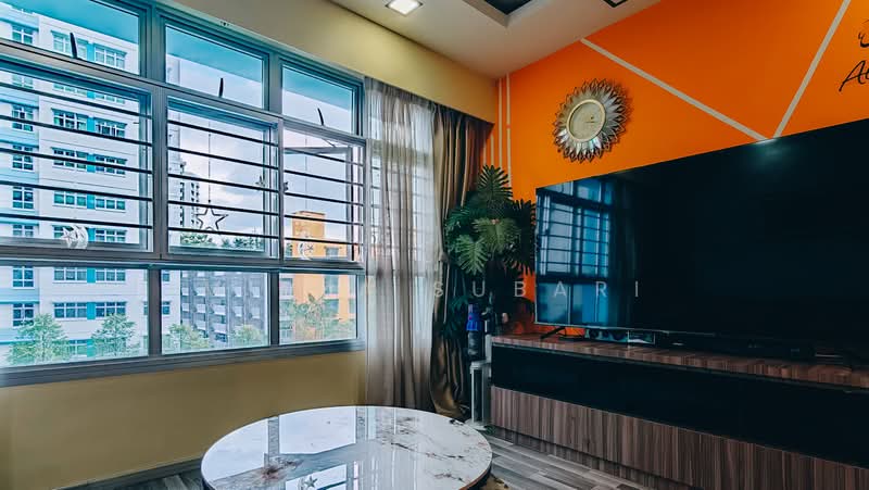 166A Yung Kuang Court, 166A Yung Kuang Road, 3 Bedrooms, 1,001 sqft, HDB Flat For Sale, by Mirza Subari, 500195725 - Living Room - PropertyGuru.com.sg