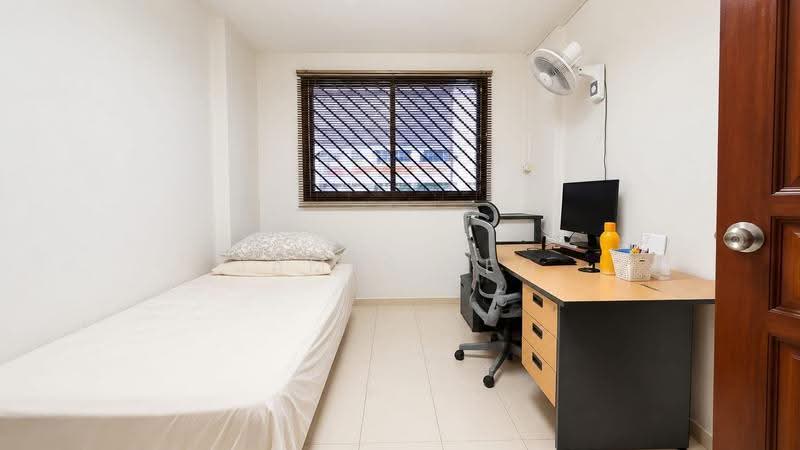236 Choa Chu Kang Central, 236 Choa Chu Kang Central, Dairy Farm / Bukit Panjang / Choa Chu Kang, 3 Bedrooms, 1,119 sqft, HDB Flat For Sale, by James Yeo, 500195727 - Bedroom - PropertyGuru.com.sg