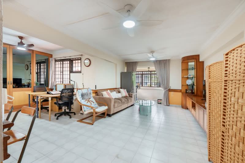 111 Hougang Avenue 1, 111 Hougang Avenue 1, 3 Bedrooms, 1,432 sqft, HDB Flat For Sale, by Camille Tee, 500195731 - Living Room - PropertyGuru.com.sg