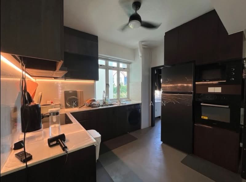 Estella Gardens, 21 - 27 Flora Road, 3 Bedrooms, 1,292 sqft, Condominium For Rent, by Karen Tan, 500195735 - Kitchen - PropertyGuru.com.sg