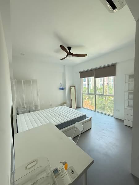 Estella Gardens, 21 - 27 Flora Road, 3 Bedrooms, 1,292 sqft, Condominium For Rent, by Karen Tan, 500195735 - Bedroom - PropertyGuru.com.sg