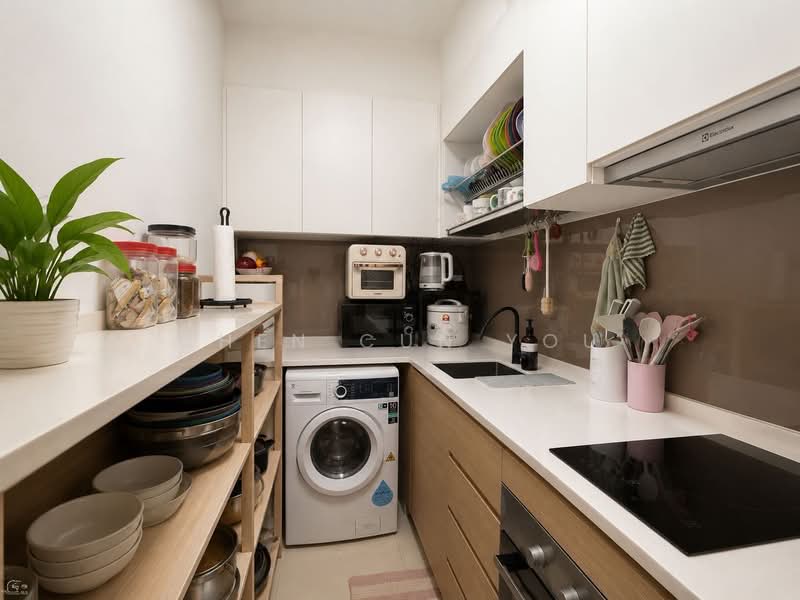Treasure at Tampines, 45 Tampines Lane, 2 Bedrooms, 678 sqft, Condominium For Sale, by Chen Cun You, 500195740 - Kitchen - PropertyGuru.com.sg