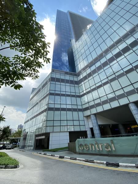 The Central, 8 Eu Tong Sen Street, 1,216 sqft, Office For Rent, by Sandy Lau, 500195744 - Exterior - CommercialGuru.com.sg