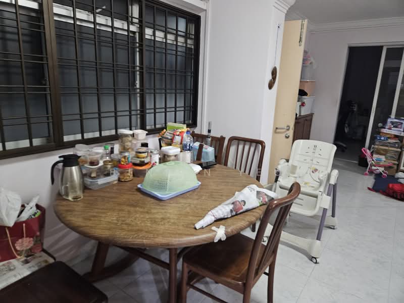 360 Tampines Street 34, 360 Tampines Street 34, 4 Bedrooms, 1,345 sqft, HDB Flat For Rent, by Benson Yeo, 500195748 - Dining Room - PropertyGuru.com.sg
