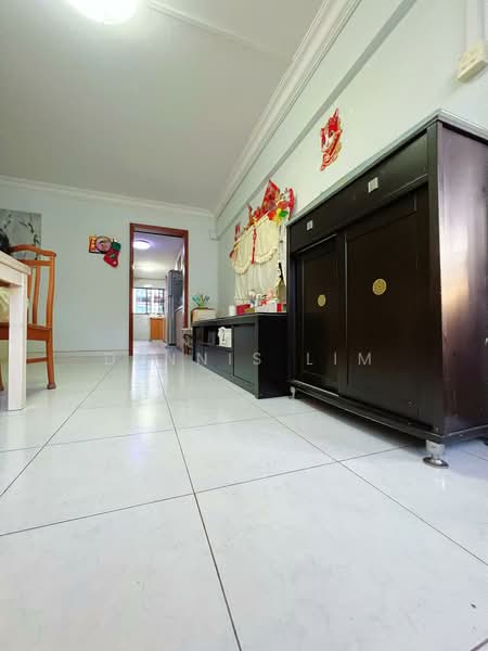 840 Woodlands Street 82, 840 Woodlands Street 82, 3 Bedrooms, 1,119 sqft, HDB Flat For Sale, by Dennis Lim, 500195749 - Living Room - PropertyGuru.com.sg