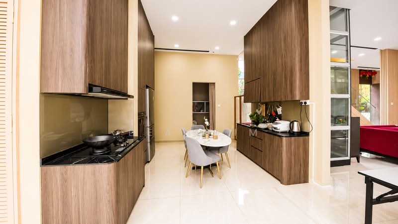 LANDED7772@ 3.5 Storey Detached with unblocked greenery and sea view, , 6 Bedrooms, 8,000 sqft, Detached House For Sale, by Dean Lim, 500195767 - Kitchen - PropertyGuru.com.sg