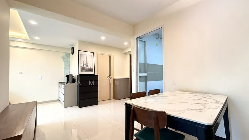 684D Edgedale Plains, 684D Edgedale Plains, 3 Bedrooms, 1,001 sqft, HDB Flat For Sale, by Damon Chua, 500195769 - Interior - PropertyGuru.com.sg
