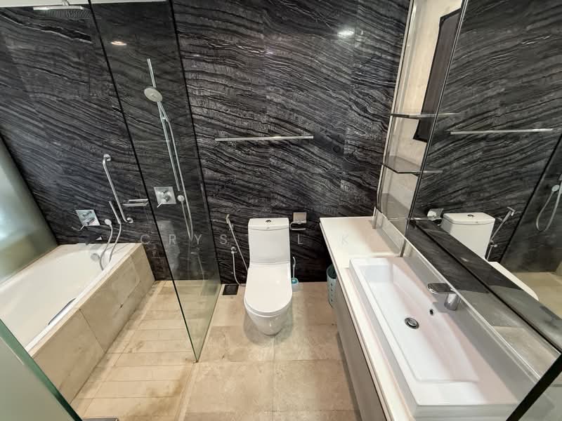 The Shore Residences, 85 Amber Road, 3 Bedrooms, 1,292 sqft, Condominium For Rent, by Crystal Koh, 500195770 - Bathroom - PropertyGuru.com.sg