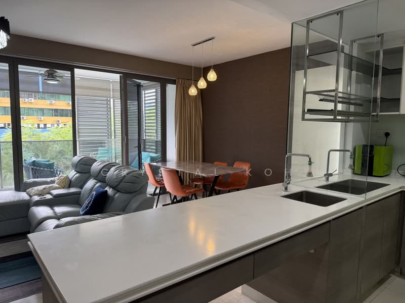 The Shore Residences, 85 Amber Road, 3 Bedrooms, 1,292 sqft, Condominium For Rent, by Crystal Koh, 500195770 - Kitchen - PropertyGuru.com.sg