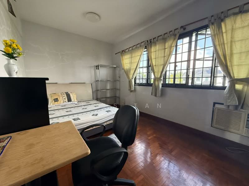 Avila Terrace, Mariam way, Room Rental, 250 sqft, Terraced House For Rent, by Jess Tan, 500195773 - Bedroom - PropertyGuru.com.sg