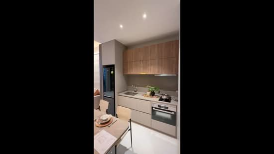 Parksuites, 20 Holland Grove Road, 2 Bedrooms, 786 sqft, Condominium For Sale, by Jayson Lin, 500195774 - PropertyGuru.com.sg