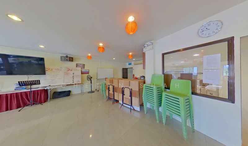 Jalan Besar Road, Jalan Besar road, 2 Bedrooms, 1,350 sqft, Walk-up Apartment For Sale, by Chetan Shah, 500195779 - Interior - PropertyGuru.com.sg