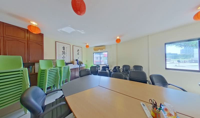 Jalan Besar Road, Jalan Besar road, 2 Bedrooms, 1,350 sqft, Walk-up Apartment For Sale, by Chetan Shah, 500195779 - Interior - PropertyGuru.com.sg
