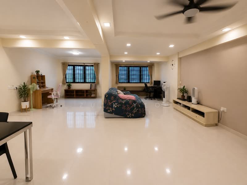 607 Choa Chu Kang Street 62, 607 Choa Chu Kang Street 62, 3 Bedrooms, 1,421 sqft, HDB Flat For Sale, by Zulk Yeo, 500195783 - Living Room - PropertyGuru.com.sg