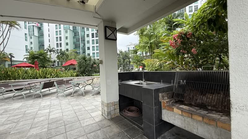 Rare DUAL KEY UNIT PATIO 3Bed+1 999Yr Full Condo Landed Feeling, Hillview Avenue, 4 Bedrooms, 1,711 sqft, Condominium For Sale, by Elizabeth Lim, 500195784 - Exterior - PropertyGuru.com.sg