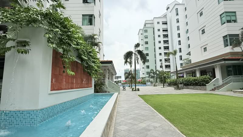 Rare DUAL KEY UNIT PATIO 3Bed+1 999Yr Full Condo Landed Feeling, Hillview Avenue, 4 Bedrooms, 1,711 sqft, Condominium For Sale, by Elizabeth Lim, 500195784 - Exterior - PropertyGuru.com.sg