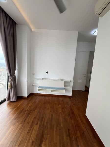 Sky Habitat, 7 Bishan Street 15, 3 Bedrooms, 1,216 sqft, Condominium For Sale, by Wendy Lim, 500195787 - Living Room - PropertyGuru.com.sg