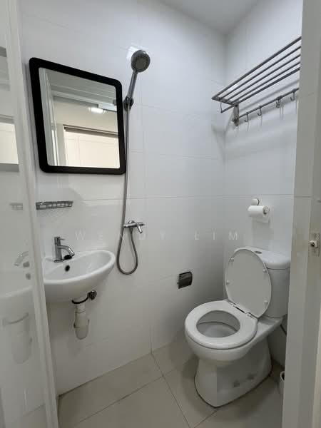 Sky Habitat, 7 Bishan Street 15, 3 Bedrooms, 1,216 sqft, Condominium For Sale, by Wendy Lim, 500195787 - Bathroom - PropertyGuru.com.sg