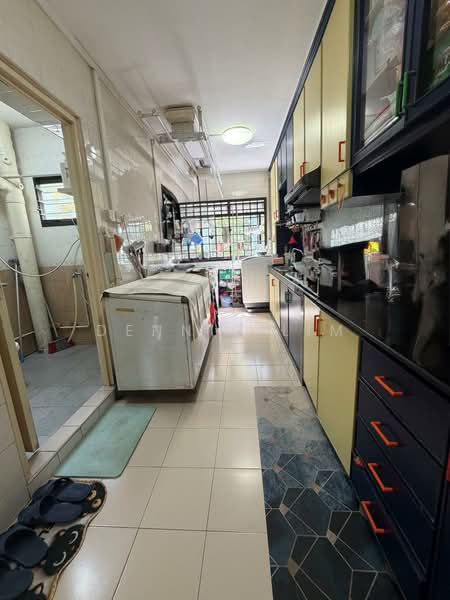 411 Sembawang Drive, 411 Sembawang Drive, 3 Bedrooms, 969 sqft, HDB Flat For Sale, by Dennis Lim, 500195788 - Kitchen - PropertyGuru.com.sg