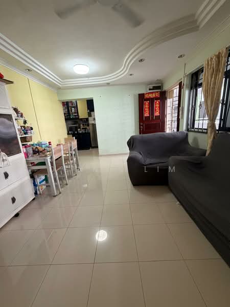 411 Sembawang Drive, 411 Sembawang Drive, 3 Bedrooms, 969 sqft, HDB Flat For Sale, by Dennis Lim, 500195788 - Living Room - PropertyGuru.com.sg
