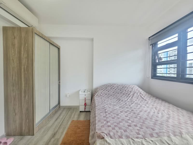 333B Yishun Riverwalk, 333B Yishun Street 31, 2 Bedrooms, 721 sqft, HDB Flat For Sale, by Clara Lee, 500195793 - Common Bedroom - PropertyGuru.com.sg