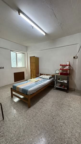 jurong west, , 2 Bedrooms, 721 sqft, HDB Flat For Sale, by Kimmy Koh, 500195802 - Bedroom - PropertyGuru.com.sg