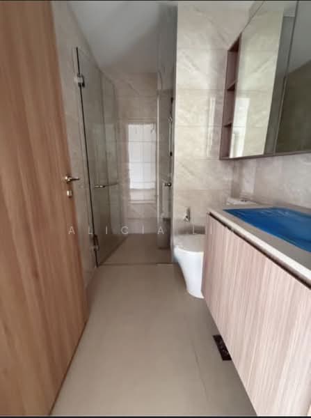 The Botany at Dairy Farm, 3 Dairy Farm Walk, 2 Bedrooms, 678 sqft, Condominium For Rent, by Alicia Lim, 500195804 - Bathroom - PropertyGuru.com.sg