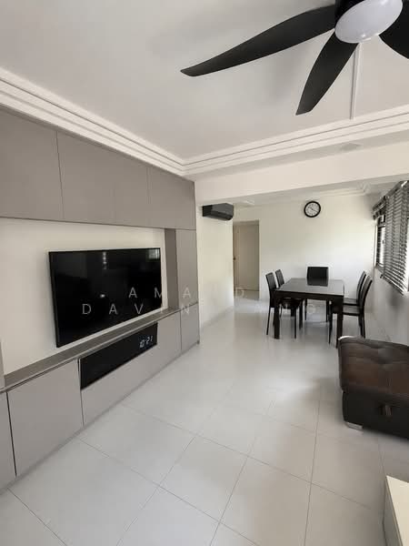10 Chai Chee Road, 10 Chai Chee Road, 3 Bedrooms, 1,033 sqft, HDB Flat For Sale, by Amanda Davina Ang, 500195808 - Living Room - PropertyGuru.com.sg