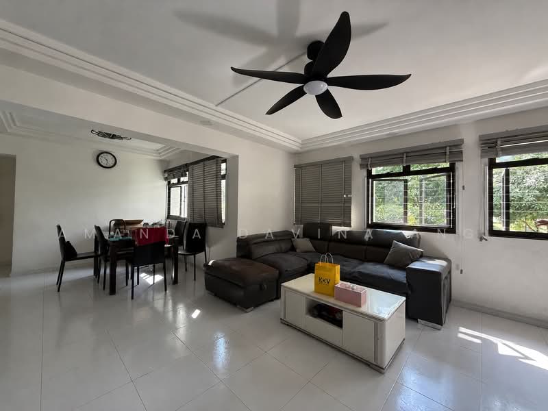 10 Chai Chee Road, 10 Chai Chee Road, 3 Bedrooms, 1,033 sqft, HDB Flat For Sale, by Amanda Davina Ang, 500195808 - Living Room - PropertyGuru.com.sg