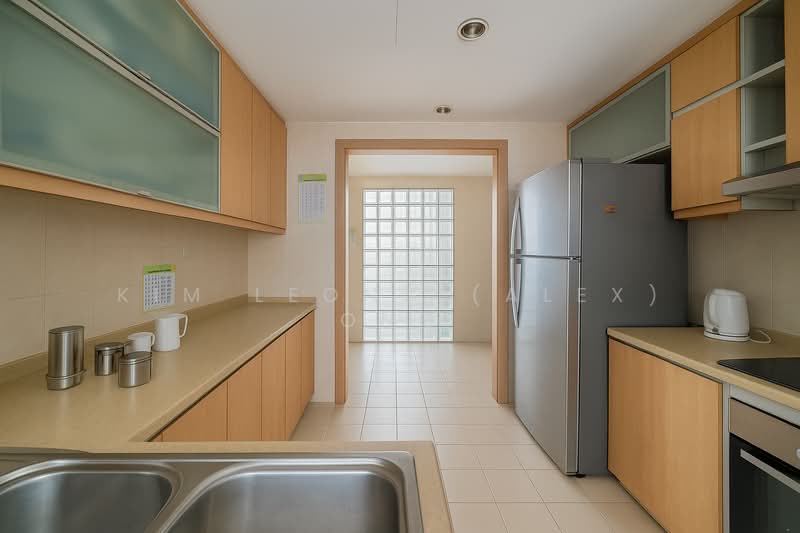 Changi Rise Condo, 16 Simei Rise, 3 Bedrooms, 1,259 sqft, Condominium For Sale, by Kim Leong (Alex) Ong, 500195811 - Kitchen - PropertyGuru.com.sg