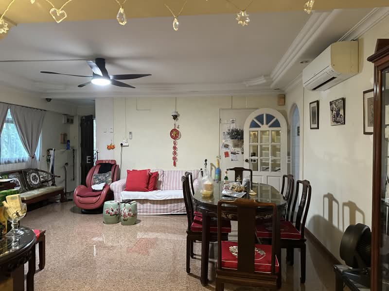311 Canberra Road, 311 Canberra Road, Room Rental, 220 sqft, HDB Flat For Rent, by Emily Lim Bee Kwang, 500195816 - Living Room - PropertyGuru.com.sg