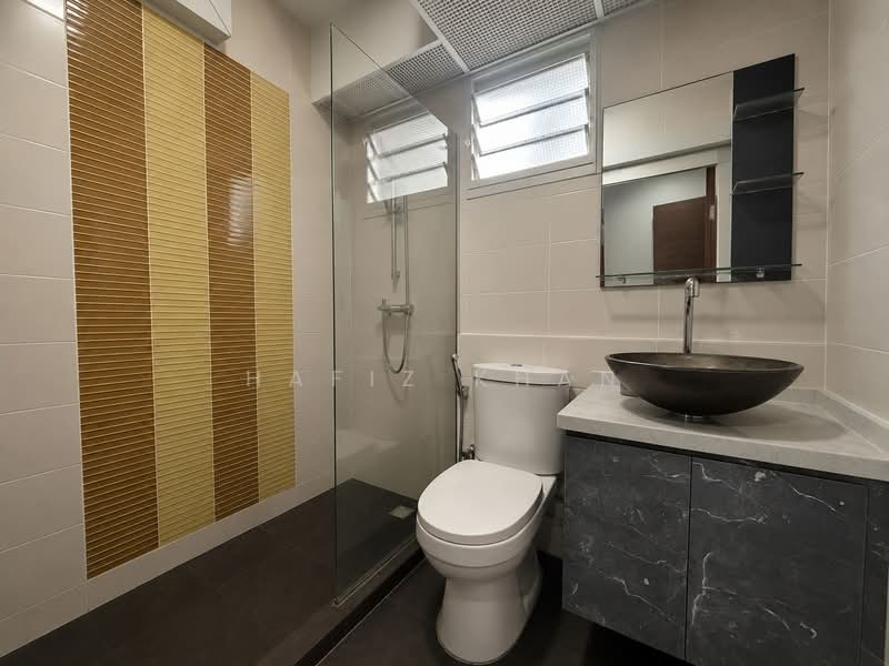 431D Yishun Avenue 1, 431D Yishun Avenue 1, 3 Bedrooms, 990 sqft, HDB Flat For Rent, by Hafiz Khan, 500195820 - Bathroom - PropertyGuru.com.sg