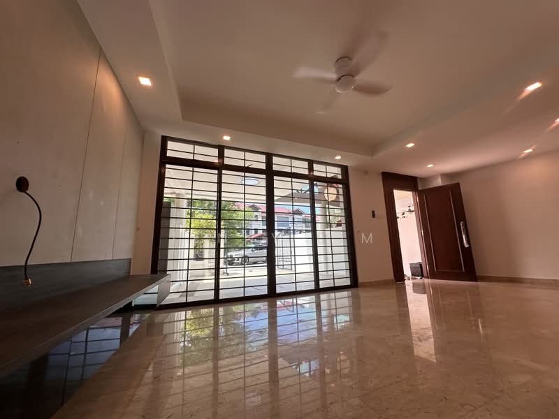The Riverina, 33 Riverna Walk, 6 Bedrooms, 3,200 sqft, Terraced House For Rent, by Jenny Lim, 500195827 - Living Room - PropertyGuru.com.sg