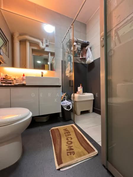 150 Mei Ling Street, 150 Mei Ling Street, 4 Bedrooms, 1,582 sqft, HDB Flat For Sale, by Geraldine Koh, 500195850 - Bathroom - PropertyGuru.com.sg